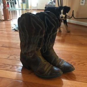 ARIAT BOOTS