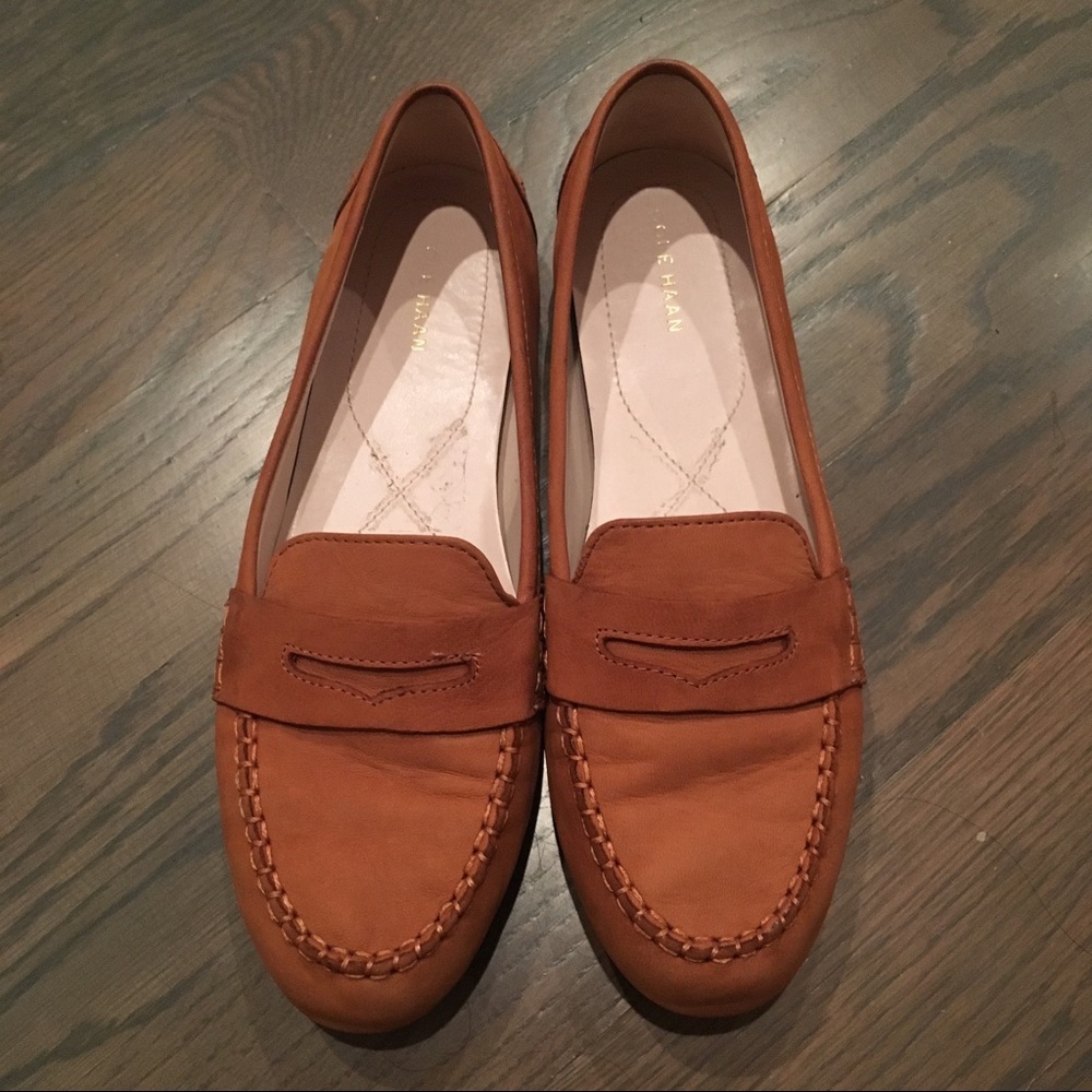 Size 9 Cole Haan Leather Flats
