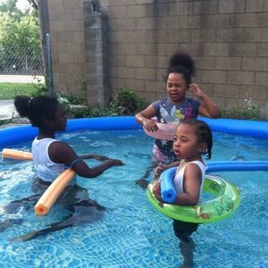 Meet your Posher, Nedra