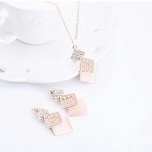 (BN)it would be a great piece to enjoy for anyone