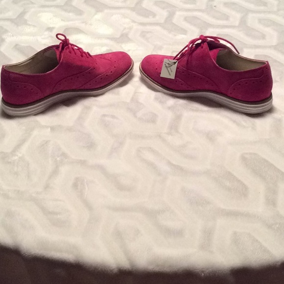 ❌SOLD❌ Cole Haan Women's Wingtip Oxfords - Picture 4 of 5