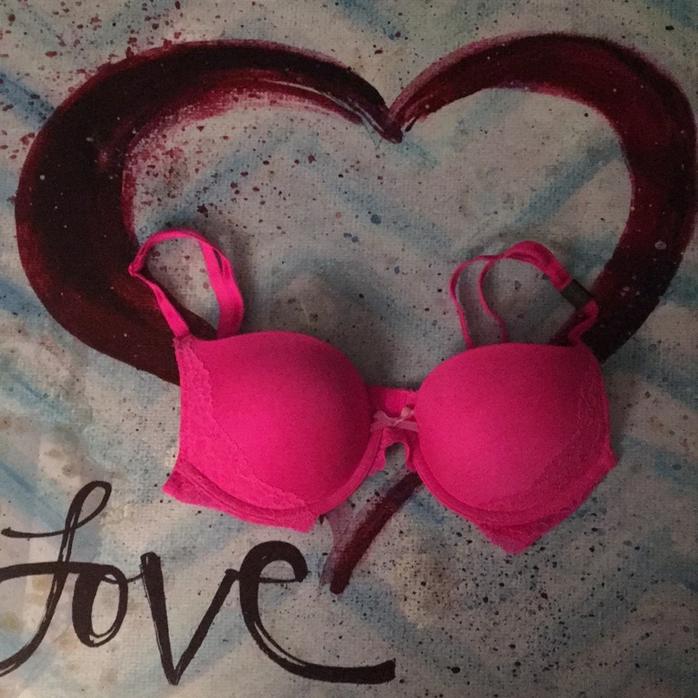 VS 32C Dream Angel Bra.