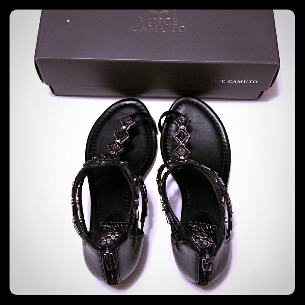 Vince Camuto 7.5W,  Black Gladiator Sandal, NWB