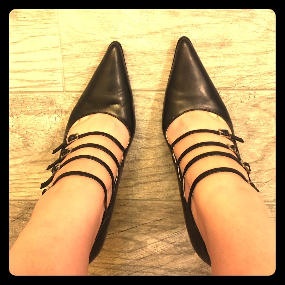 Strapped Pumps