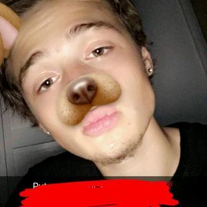 Meet your Posher, Christopher