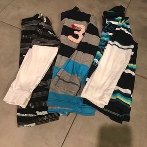 Lot of Old Navy long sleeve shirts - boys small