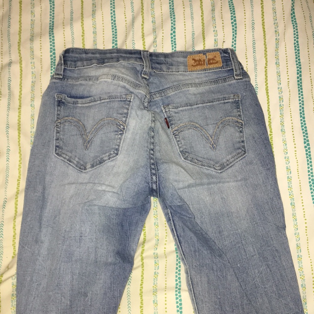 Levi's light wash jeans 👖
