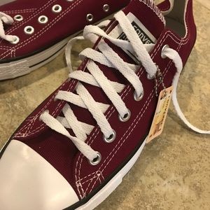 Jojoba berry chucks.