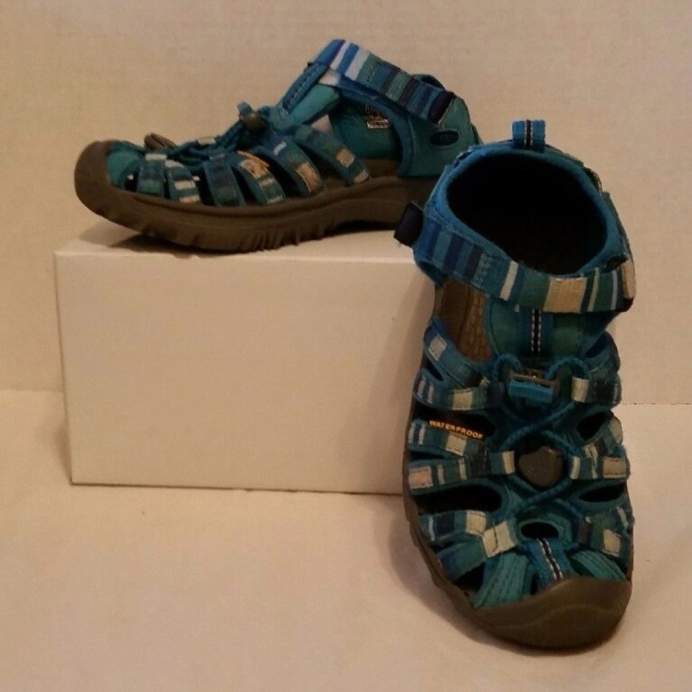 VGUC KEEN Newport H2 Waterproof Sport Sandal Shoes