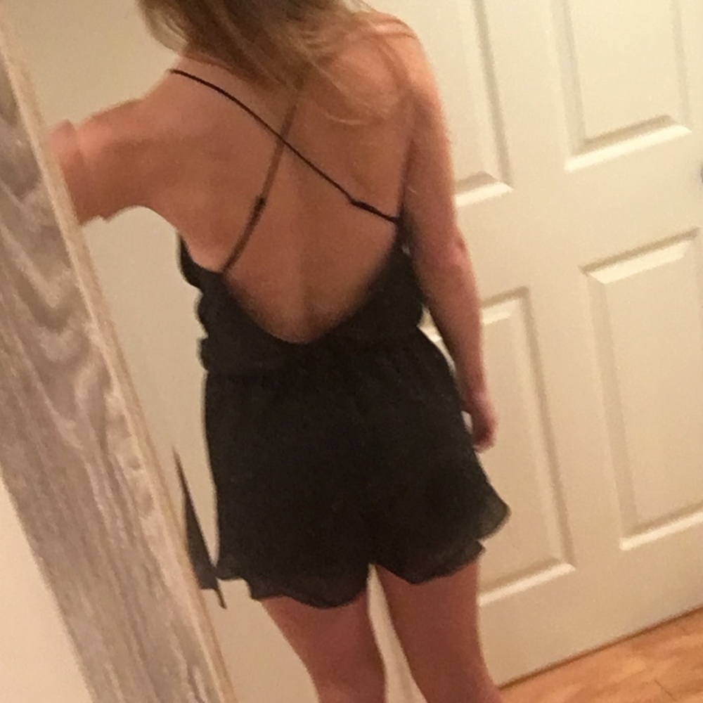 Black romper - Picture 3 of 3
