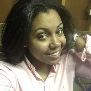 Meet your Posher, Whitney