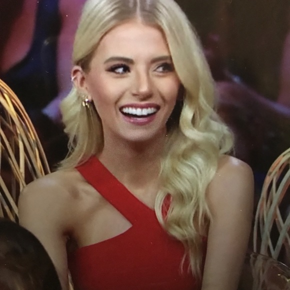 Red Dress (SEEN ON BACHELOR IN PARADISE) 🏝 - Picture 5 of 5