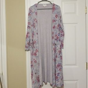 BNWT ~ Lularoe Small Sarah