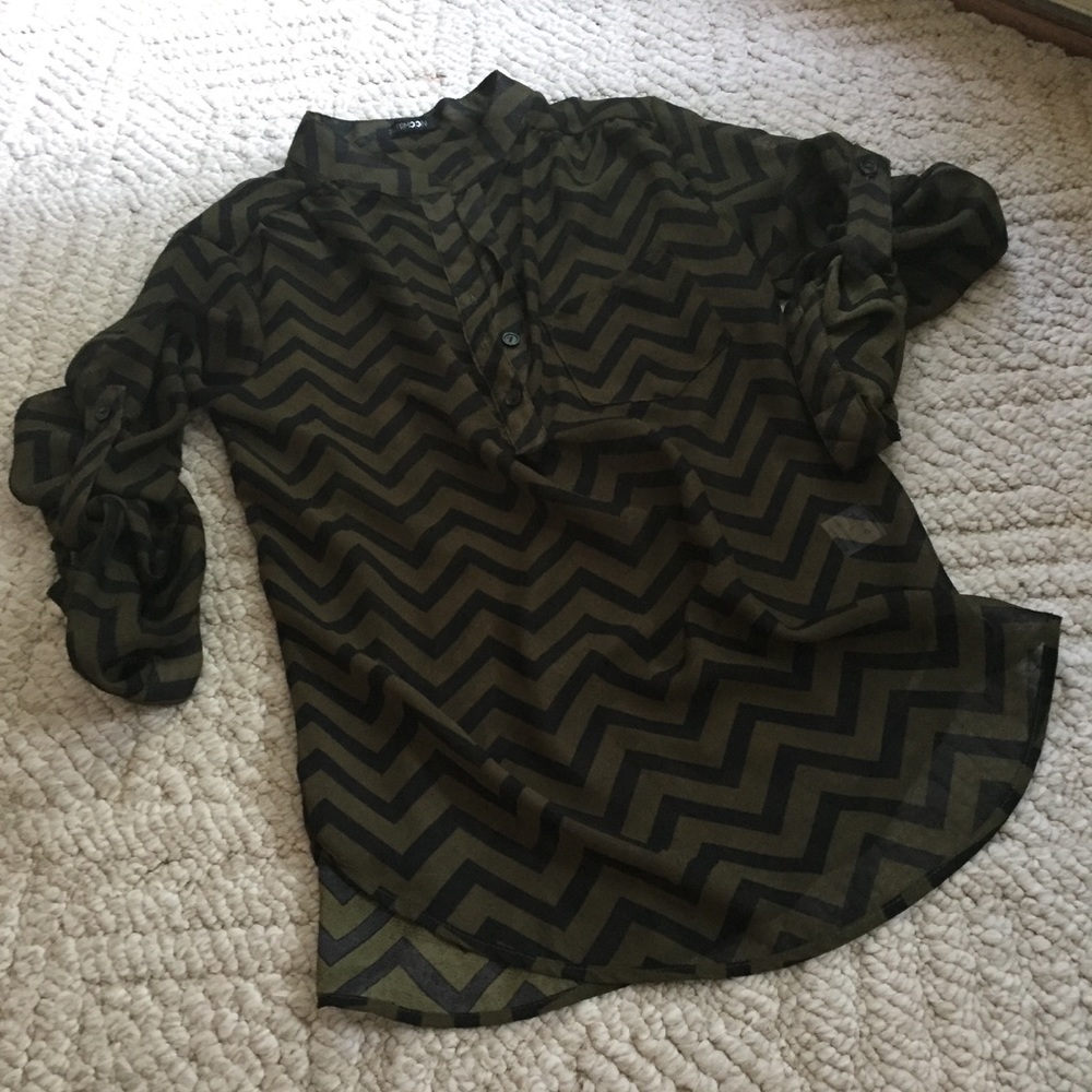 NWOT. Chevron blouse