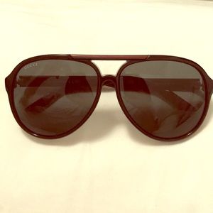 Gucci aviator sunglasses😎