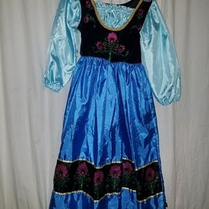 Girls Frozen costume size 5 to 7