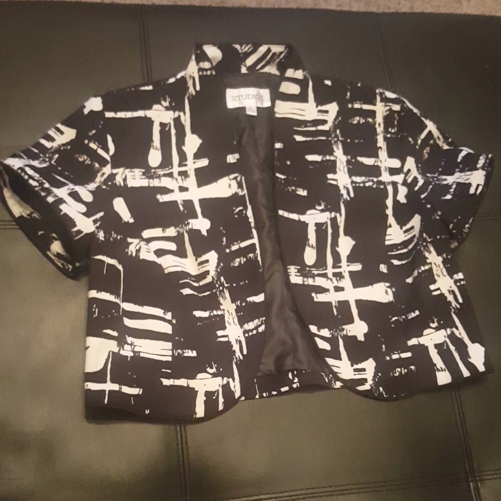 Crop Black & White Jacket