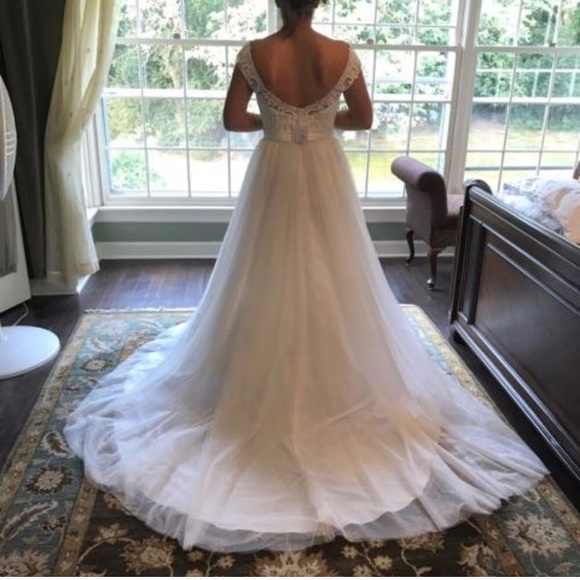 David's Bridal Wedding Dress - Picture 4 of 7