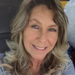 Meet your Posher, Dottie