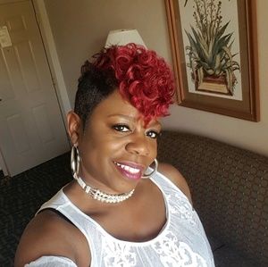 Meet your Posher, Robin