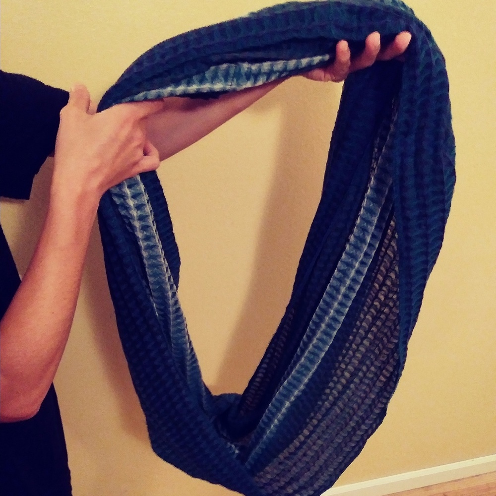 Steve Madden Green Infinity Scarf