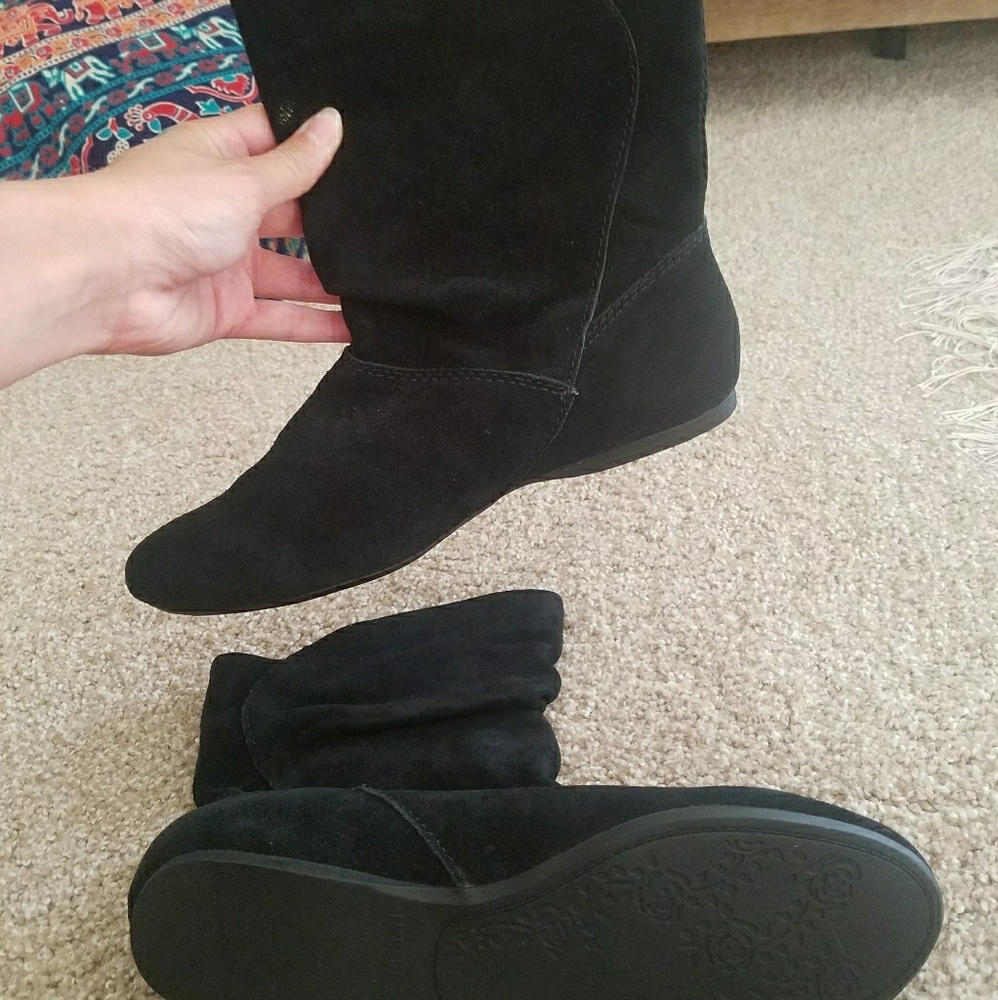 Black booties!