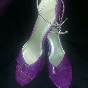 Purple ladies heel