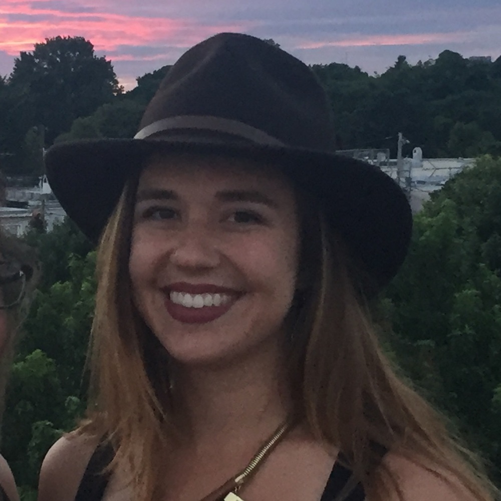 Meet your Posher, Julianna