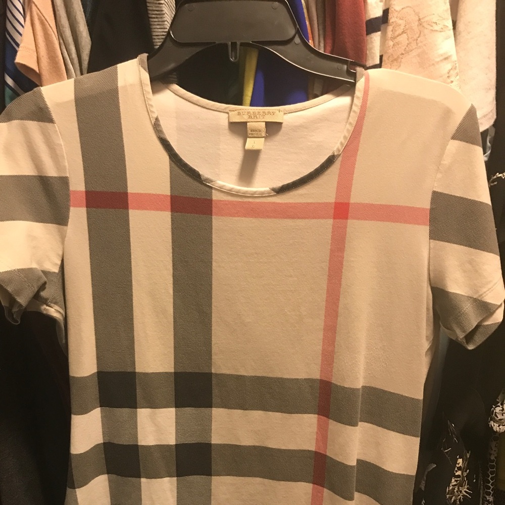 Used Burberry Tshirt