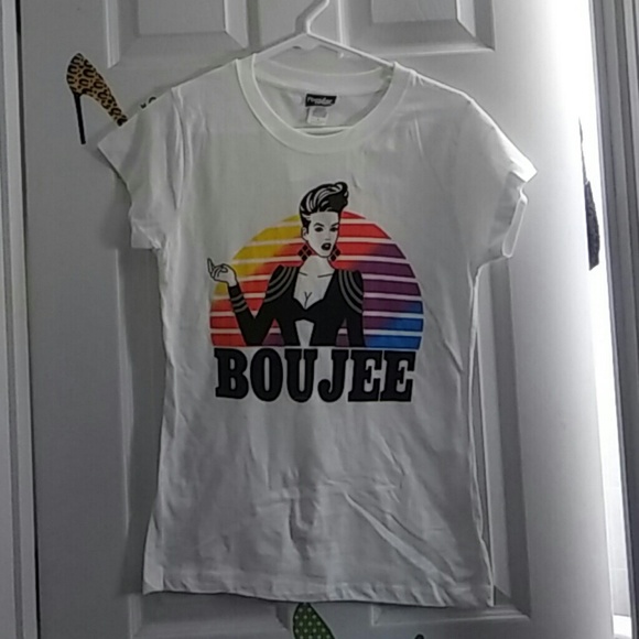 Tops - Cute tee-shirt