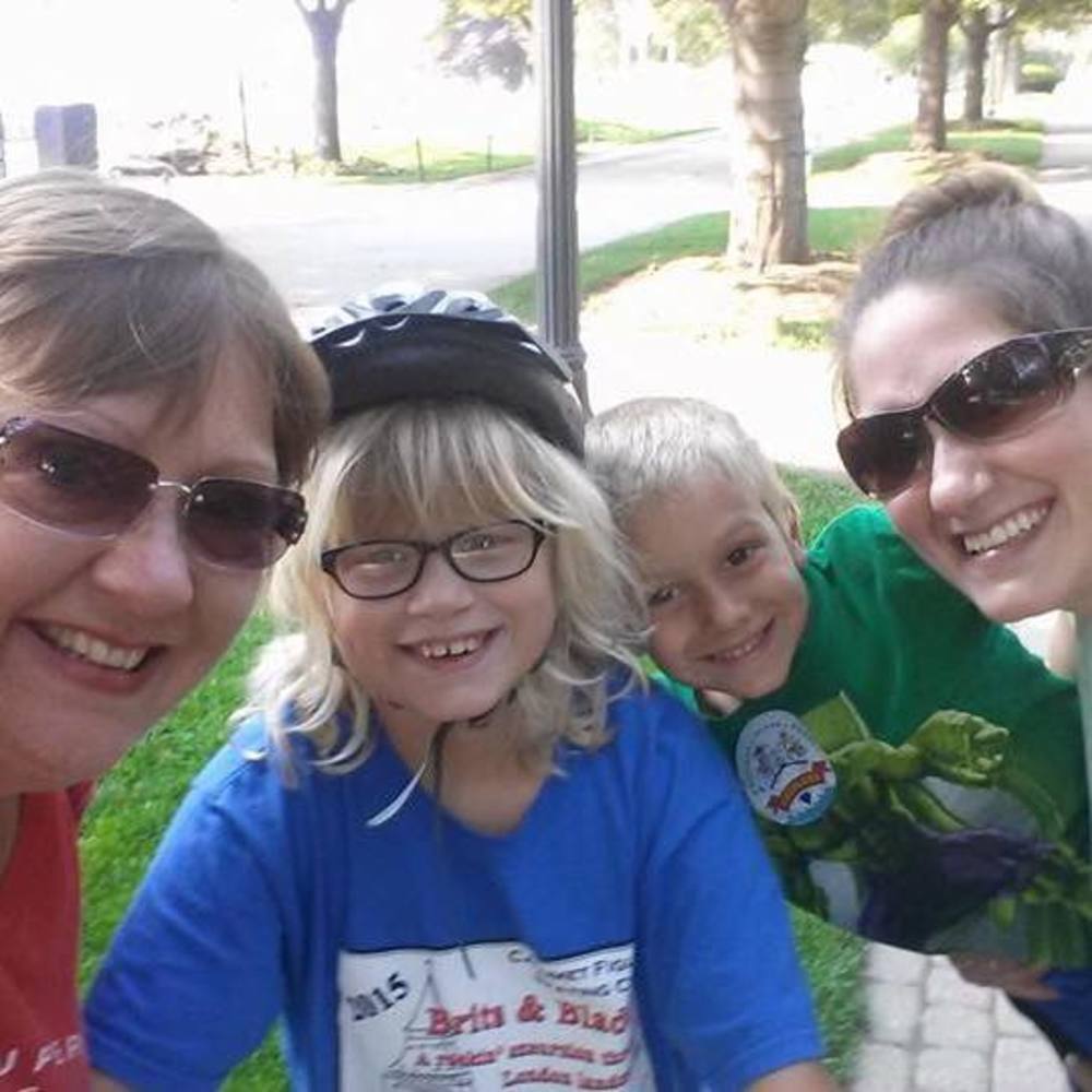 Meet your Posher, Alayna