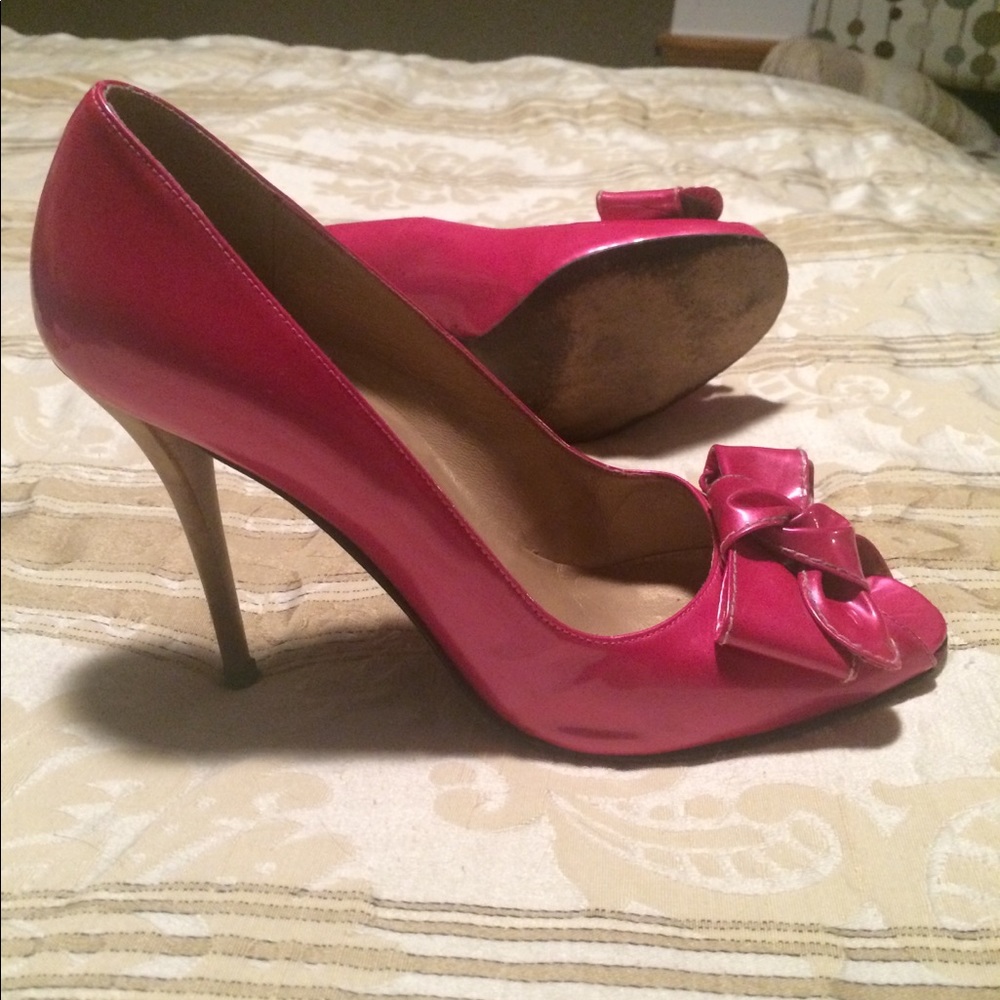 Stuart Weitzman Pink leather bow stiletto pump