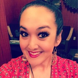 Meet your Posher, Karina