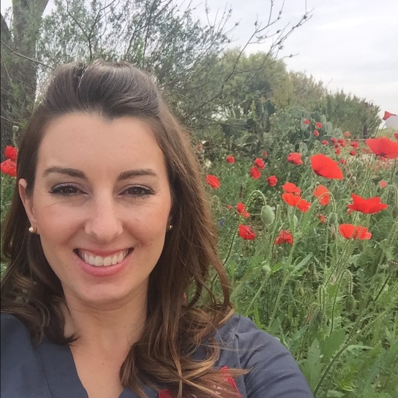 Meet your Posher, Kelly - Picture 1 of 1