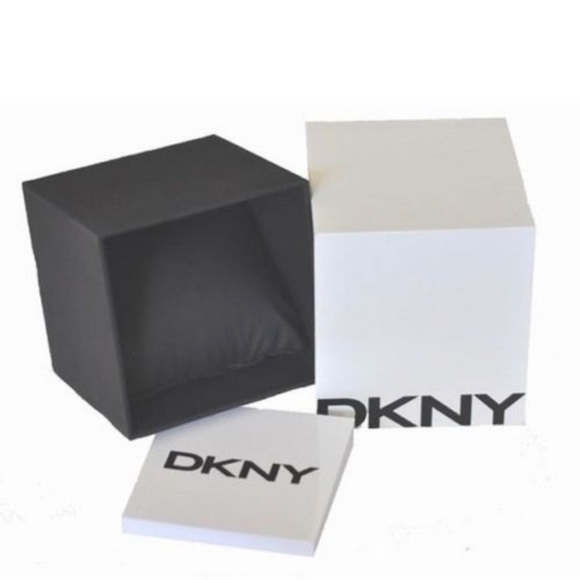 DKNY Women\'s Gold-plated watch (2116)