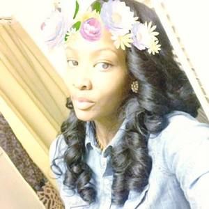 Meet your Posher, Akayla