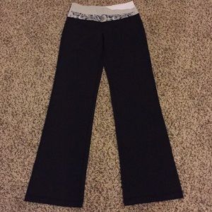 Lululemon wide leg work out pant