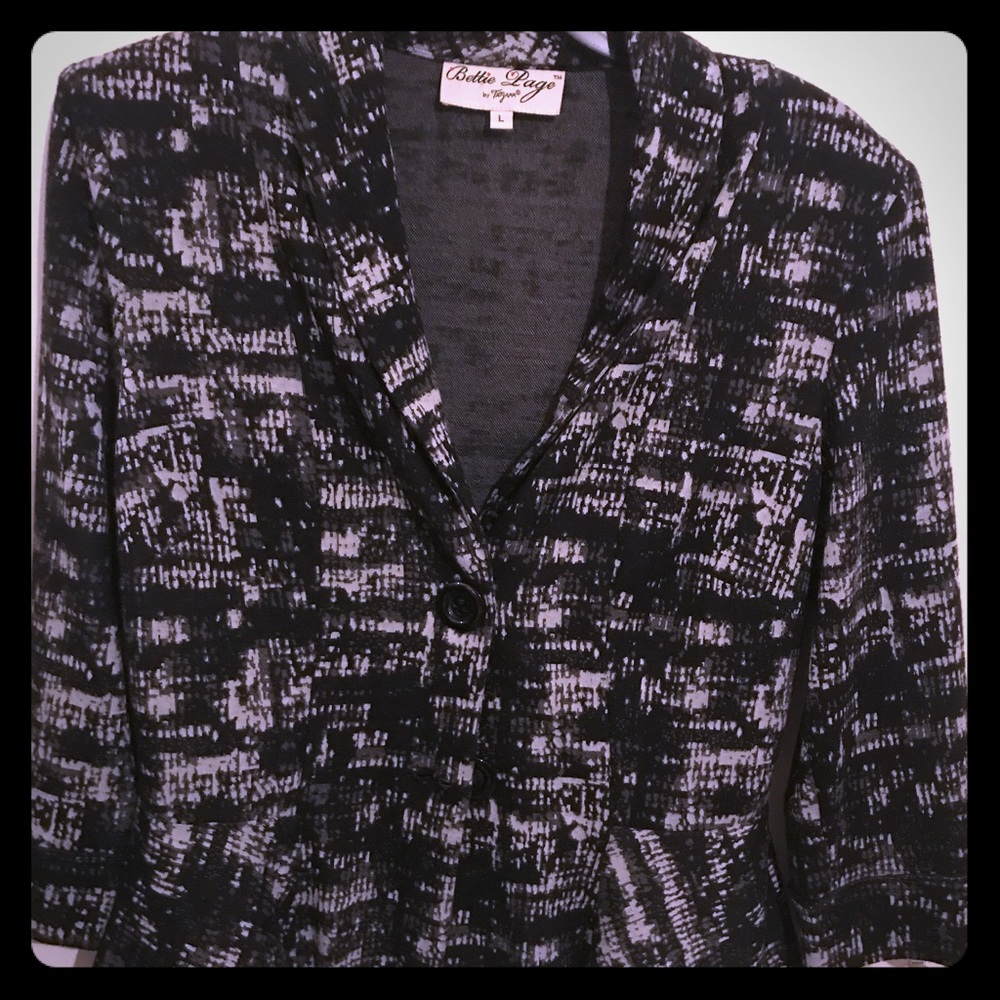 Bettie Page skirt suit