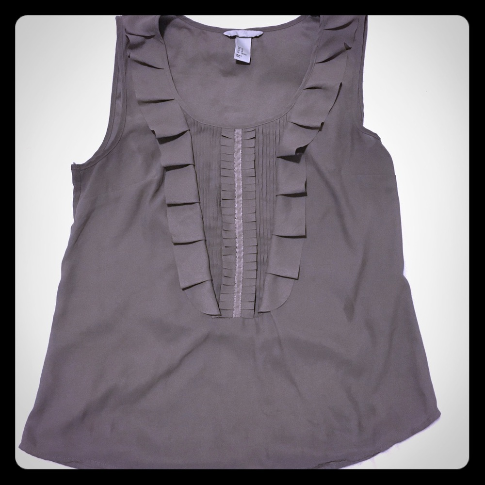 H&M Gray Sleeveless Blouse