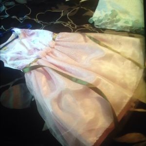 Girls dress 6/6x new SOLd On MER😁😁😁😁😁