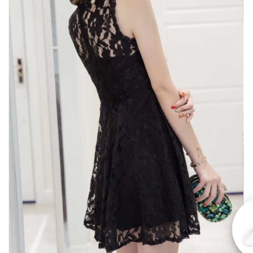 Floral lace black mini dress