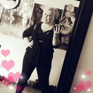 Meet your Posher, Shana