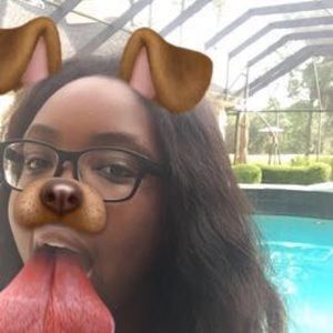 Meet your Posher, Afsa