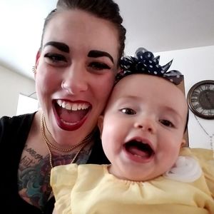 Meet your Posher, Leanne