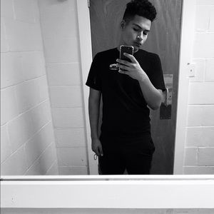 Meet your Posher, Eric