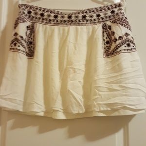 Xhiliration embroidered skirt