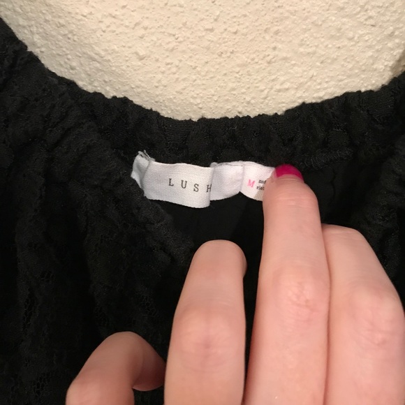 Lush off the Shoulder lace top - Picture 4 of 4