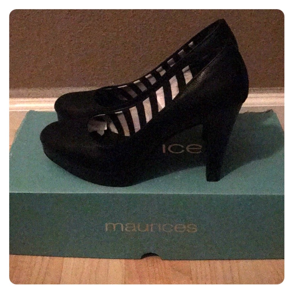 Miranda Pumps