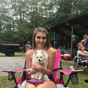 Meet your Posher, Cassie