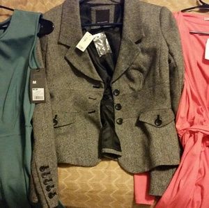 !Price Drop! The Limited Blazer
